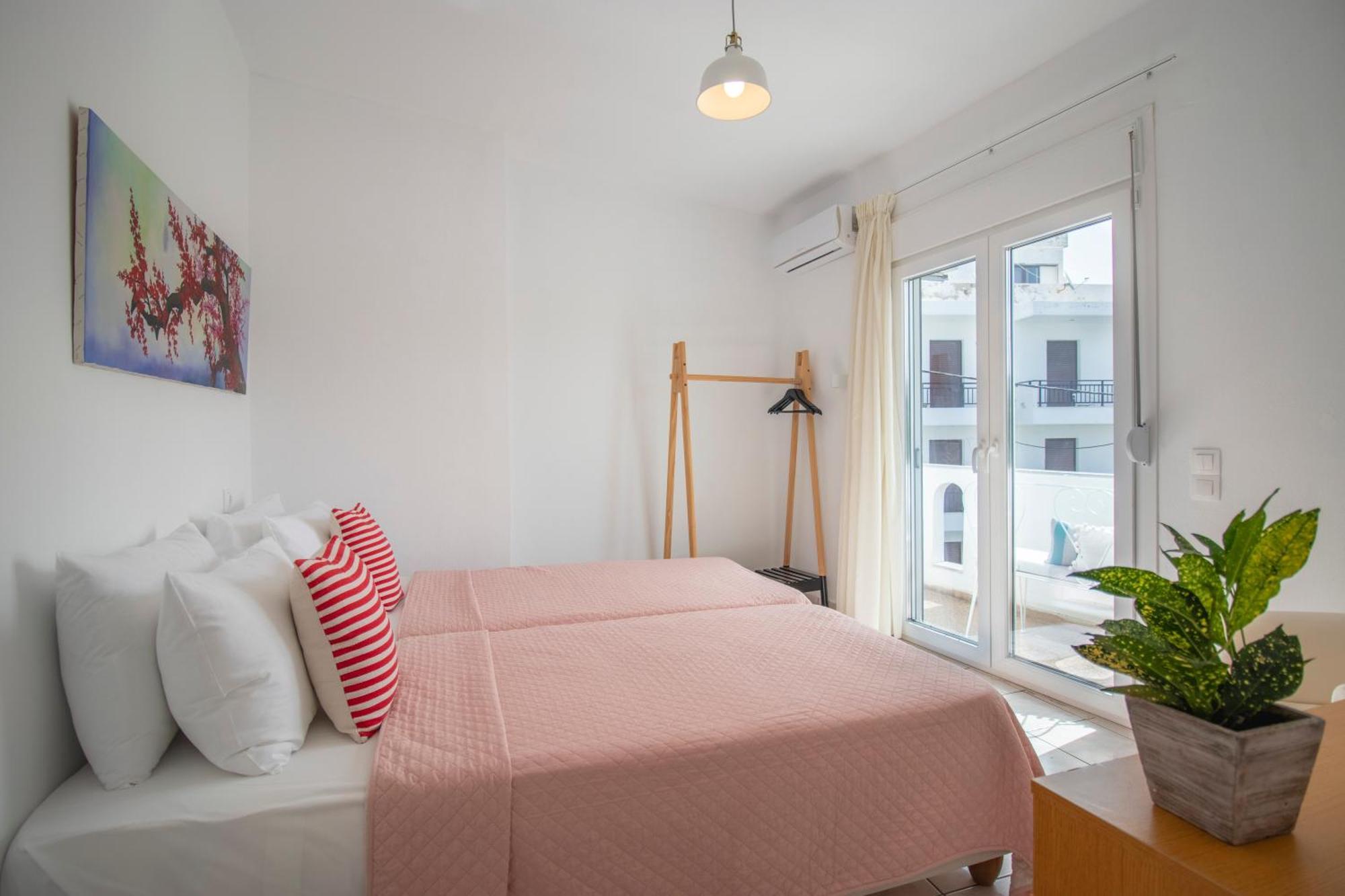 Babilia Central Appartment Suites Limenas Hersonisou แอร์ซอนิสซอส ภายนอก รูปภาพ