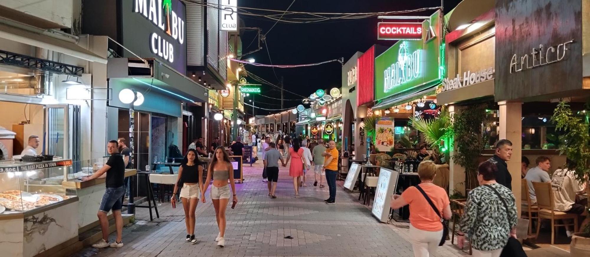 Babilia Central Appartment Suites Limenas Hersonisou แอร์ซอนิสซอส ภายนอก รูปภาพ